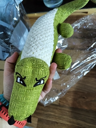 Interactive Alligator Dog Chew Toy - Soft Plush Sound Teeth Grinding Toy for Pets photo review