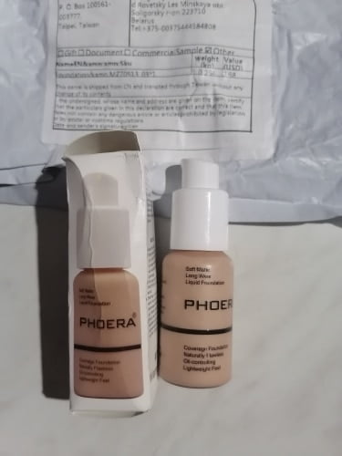 Phoera Foundation Soft Matte Long Wear Liquid photo review