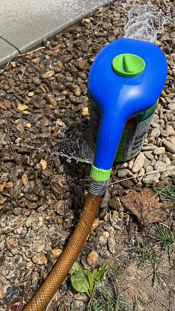 Plastic Seed Sprayer and Watering Can for Gardens and Lawns photo review