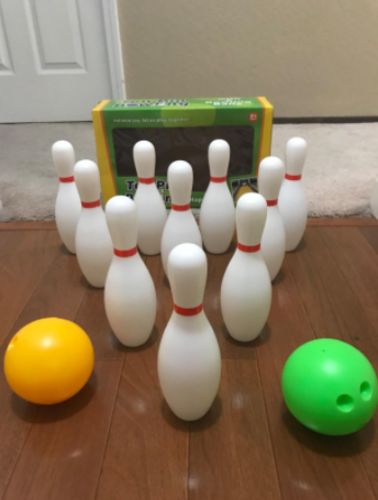 Portable Home And Outdoor Bowling Game Set photo review
