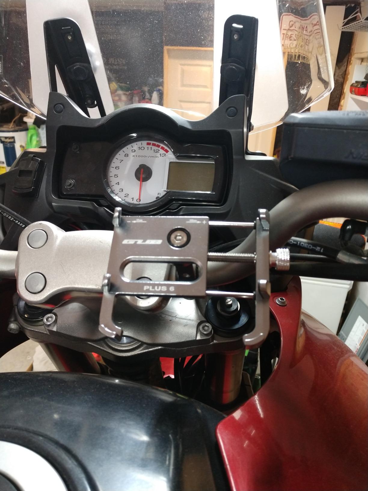 High-end motorcycle and bicycle phone holder photo review
