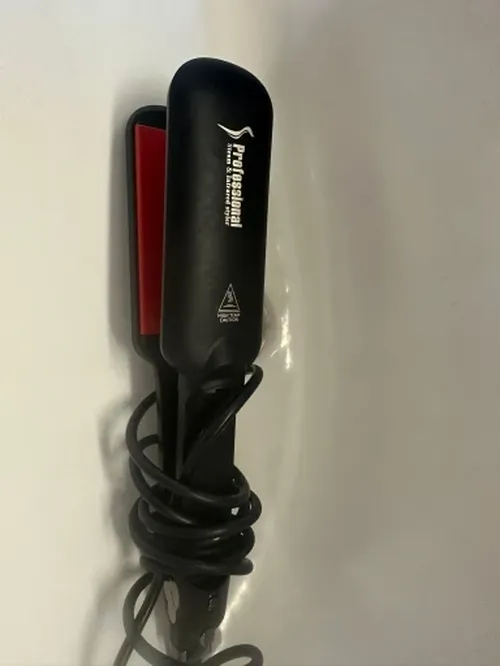 Professional Steam Hair Straightener with LED Display and Ceramic Plates photo review