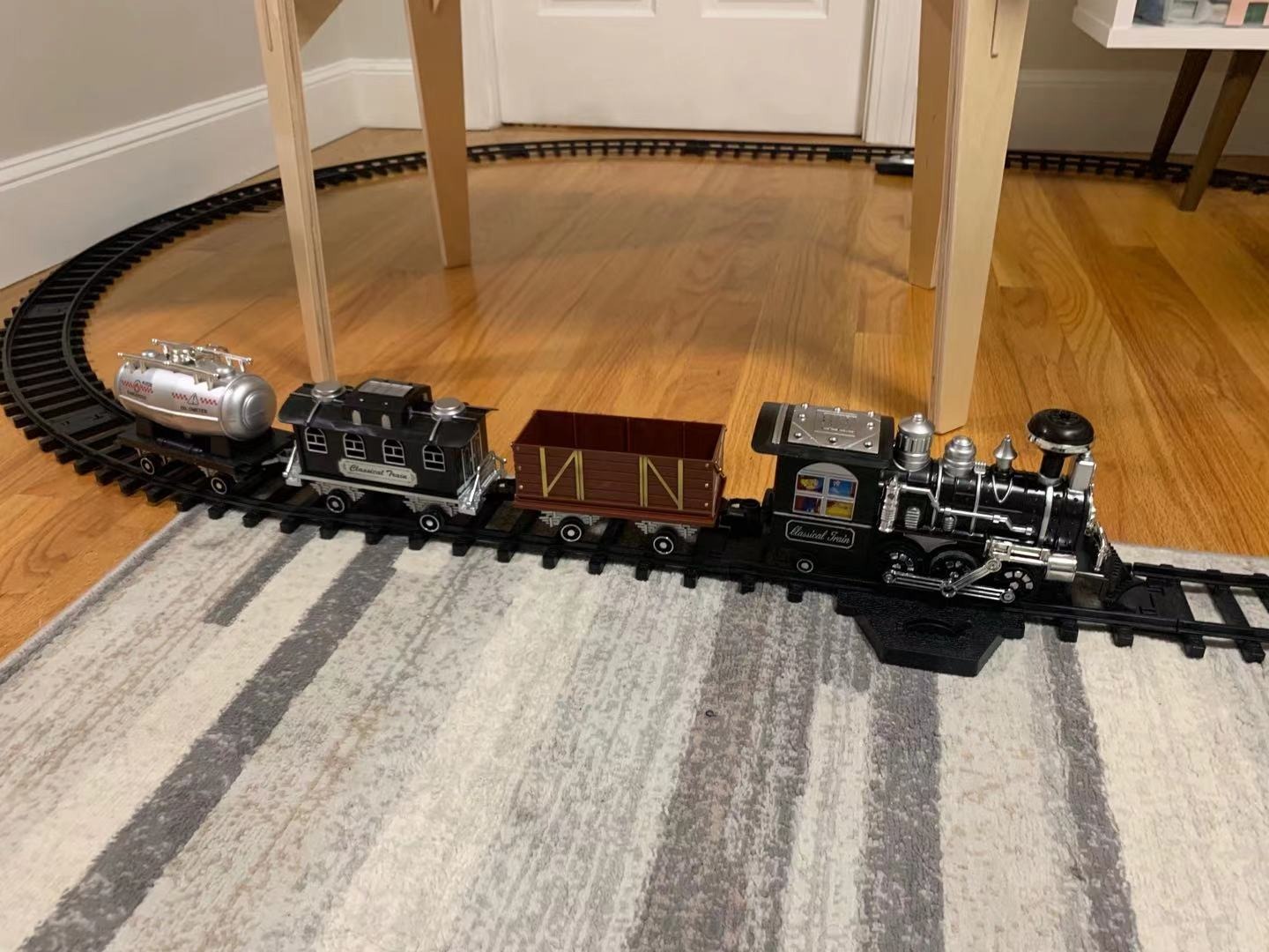 Remote Control With 3 Speeds | Rc Train Set With Smoke, Sound And Light photo review