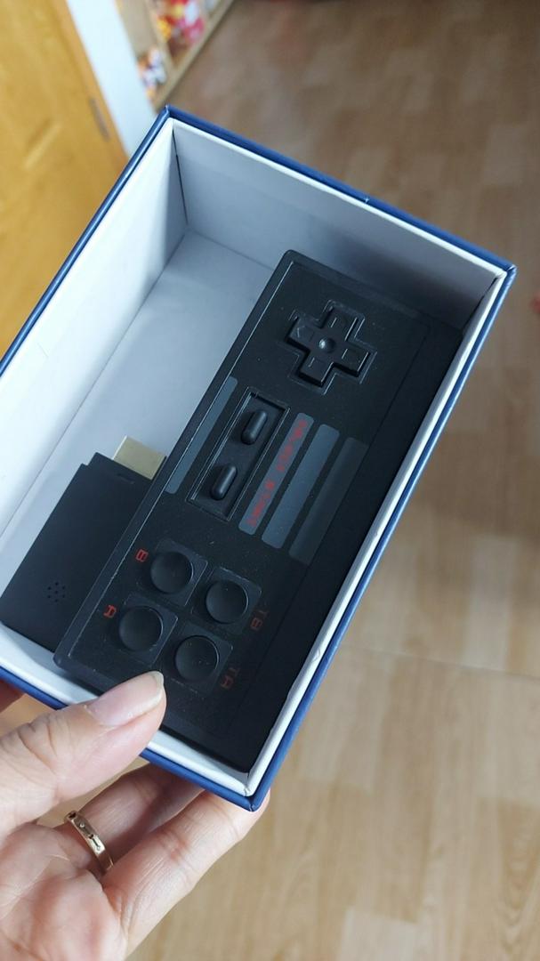 Wireless 4 button game console with built in game set photo review