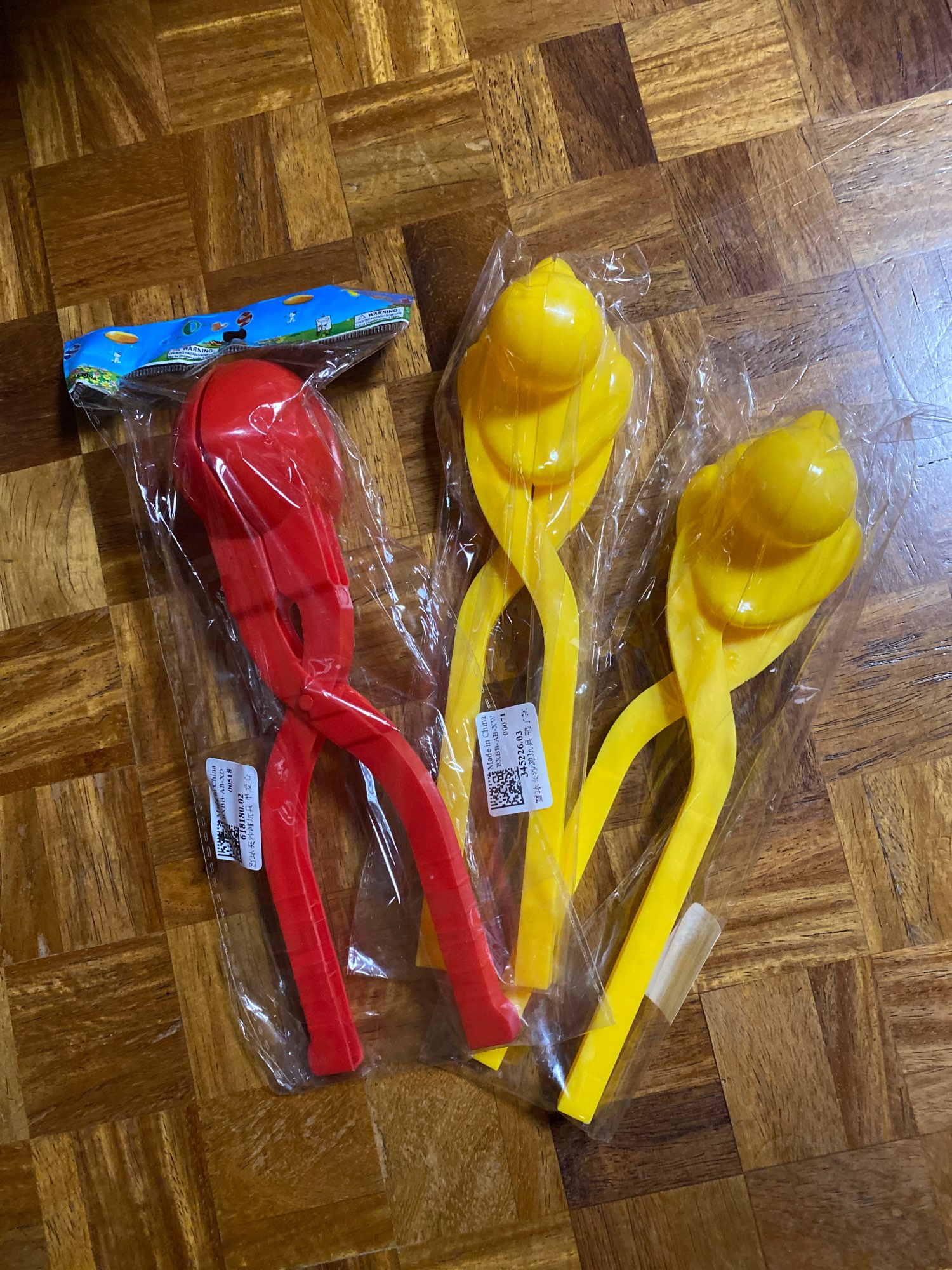 Children's Snowplaying Tools Mold Football Clip Brick Mold Beach Clip photo review