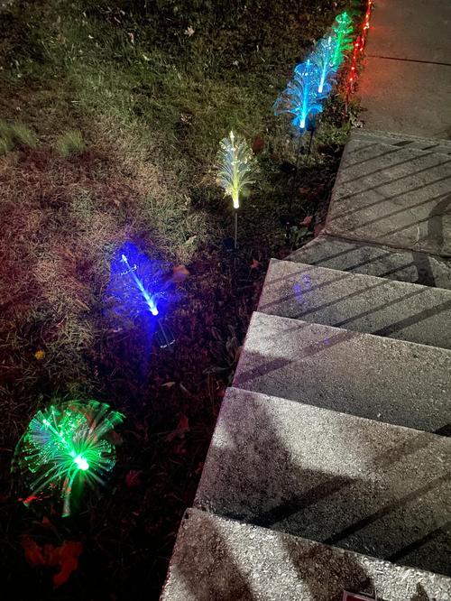 Solar Christmas Tree Lights Decorations Outdoor Waterproof 5 Layer Optical Fiber 7 Color Changing for Yard Pathway Outside photo review