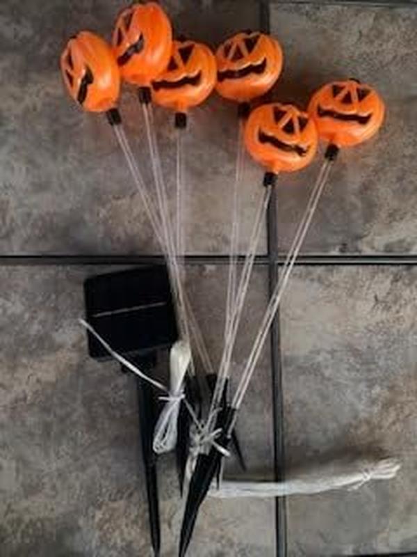 6-Pack Solar Halloween Pumpkin Garden Stake Lights, Solar Halloween Yard Stake Outdoor Waterproof Halloween Lighted Pumpkin Lights photo review