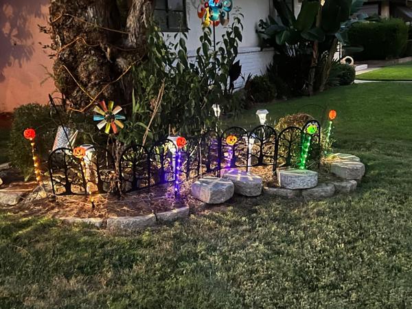 6-Pack Solar Halloween Pumpkin Garden Stake Lights, Solar Halloween Yard Stake Outdoor Waterproof Halloween Lighted Pumpkin Lights photo review