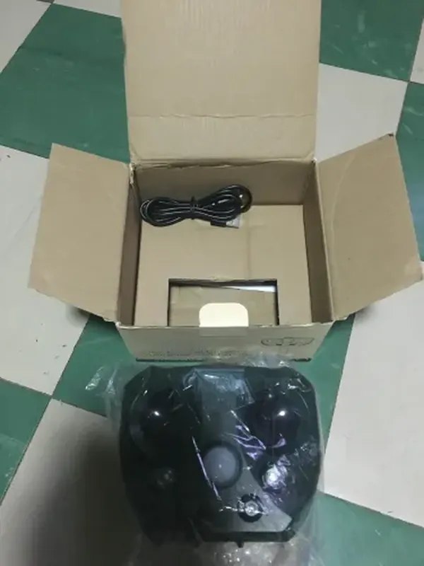 Solar Ultrasonic Animal Repeller with Motion Sensor and Light photo review
