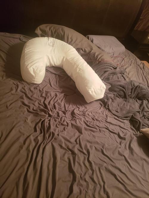 U-Shaped Side Sleeper Pillow with Neck and Spine Support photo review
