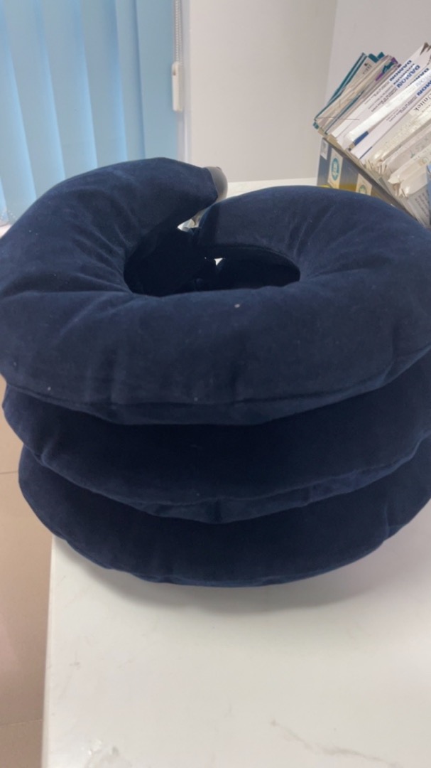 Three Layers Cervical Neck Traction Inflatable Pillow photo review