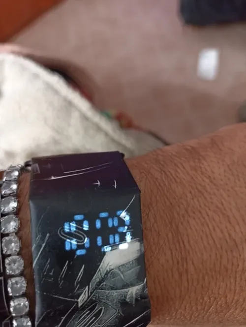 Ultra-Light Waterproof LED Paper Watch with Magnetic Buckle photo review