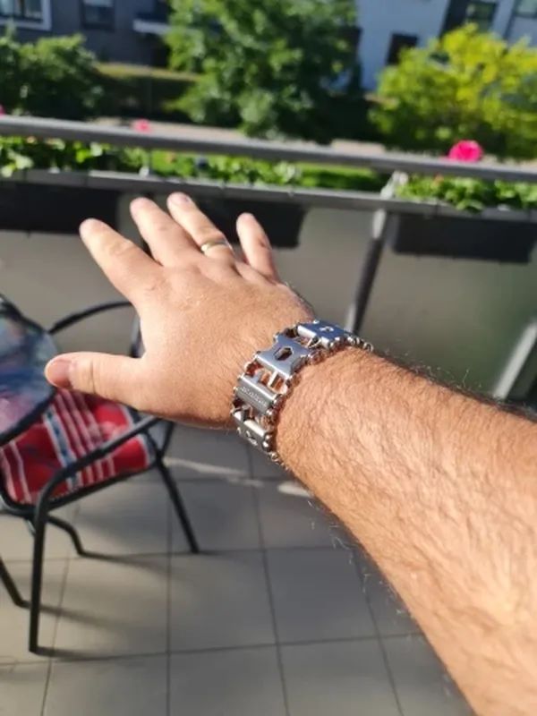Unisex Stainless Steel 29-in-1 Multifunctional Tool Bracelet photo review