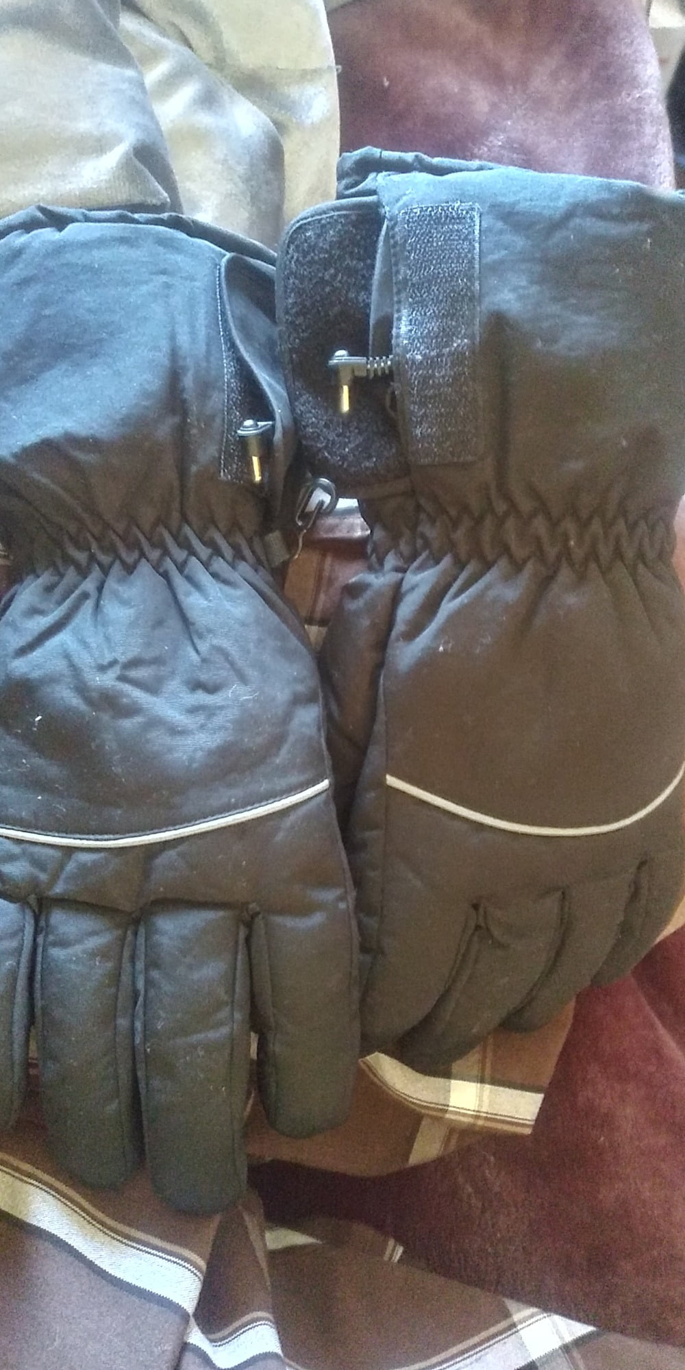 Warm Rechargeable Electric Heated Gloves, Five-finger Battery Box Heating Gloves photo review