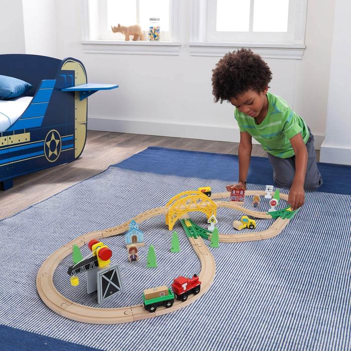 85pcs Wooden Train Set with Crane, Wooden Train Tracks Toy Train Set, Wooden Toys Train Set for Kids